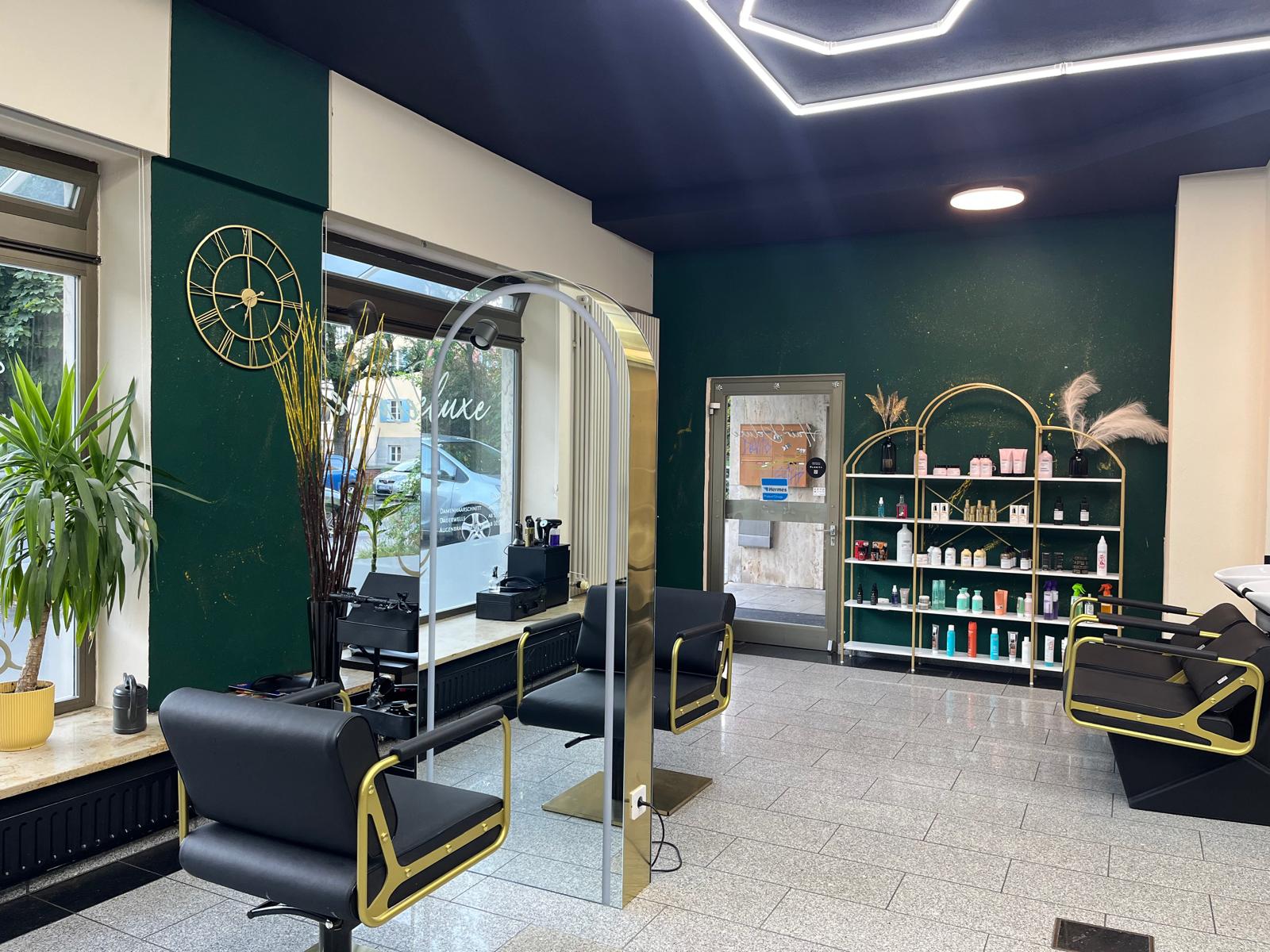 Hair Deluxe Salon Augsburg – elegantes Interieur